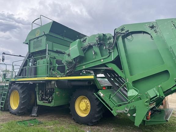 Image of John Deere 7760 equipment image 3