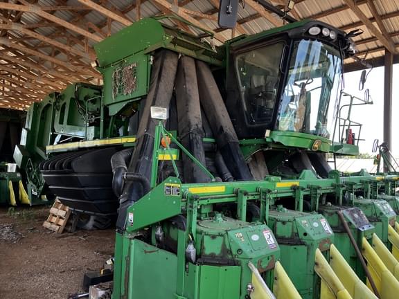 Image of John Deere 7760 equipment image 3