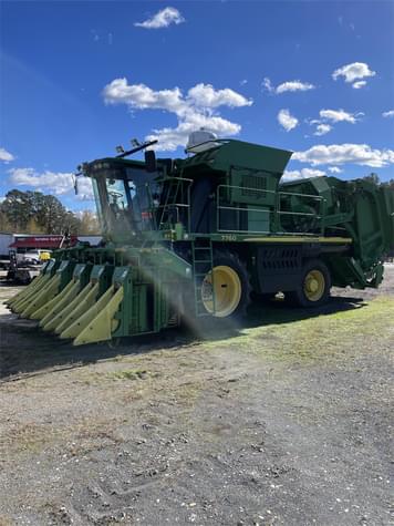 Main image John Deere 7760