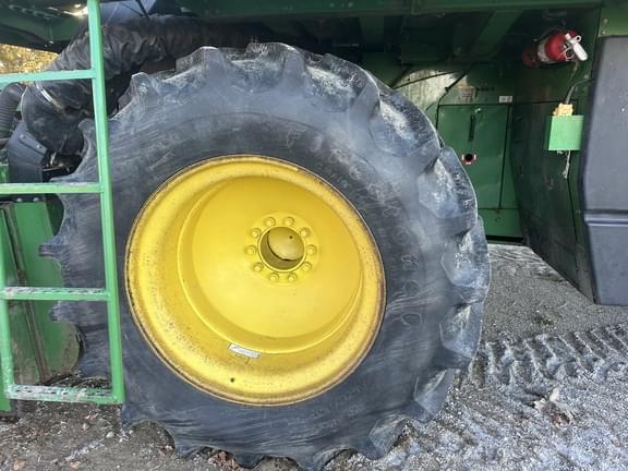 Image of John Deere 7760 equipment image 4