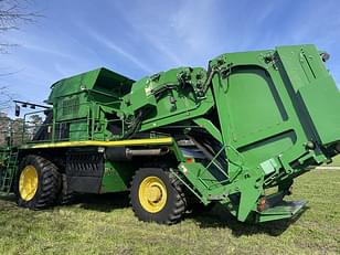 Main image John Deere 7760 6