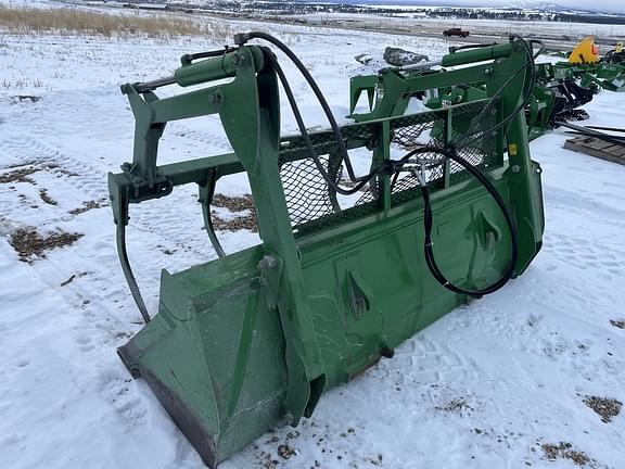 Image of John Deere Bucket Grapple equipment image 1