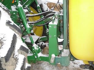 Main image John Deere 8235R 11