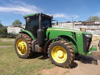 2012 John Deere 8235R Equipment Image0