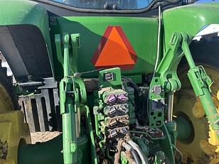 Main image John Deere 8235R 8