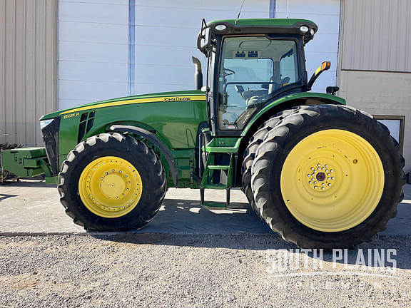 Image of John Deere 8235R Primary image