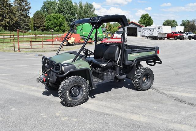 Image of John Deere Gator XUV 825i equipment image 1
