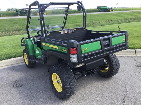 Image of John Deere Gator XUV 825i equipment image 4