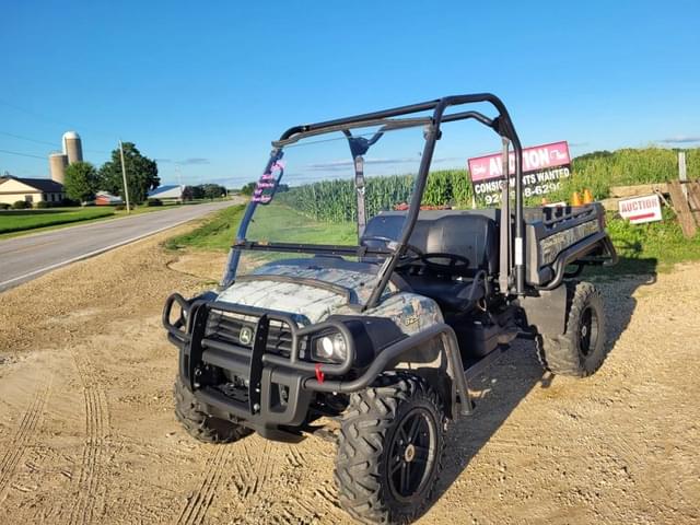 Image of John Deere Gator XUV 825i equipment image 1