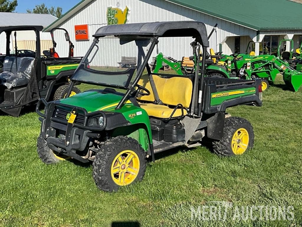 Image of John Deere Gator XUV 825i Primary image
