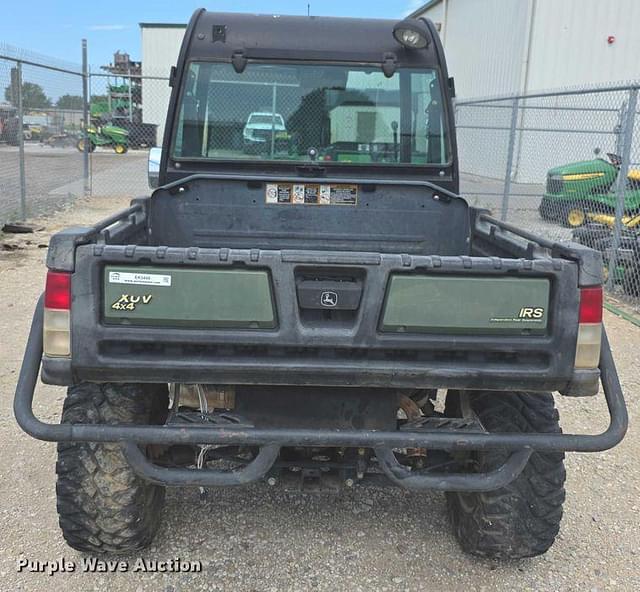 Image of John Deere Gator XUV 825i equipment image 4