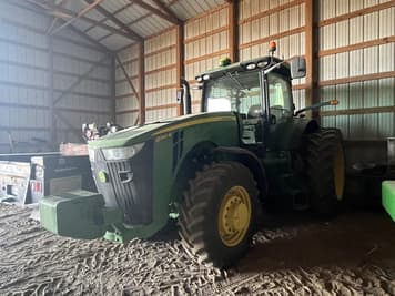 Main image John Deere 8260R