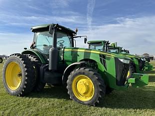 2012 John Deere 8260R Equipment Image0