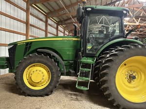 2012 John Deere 8260R Image