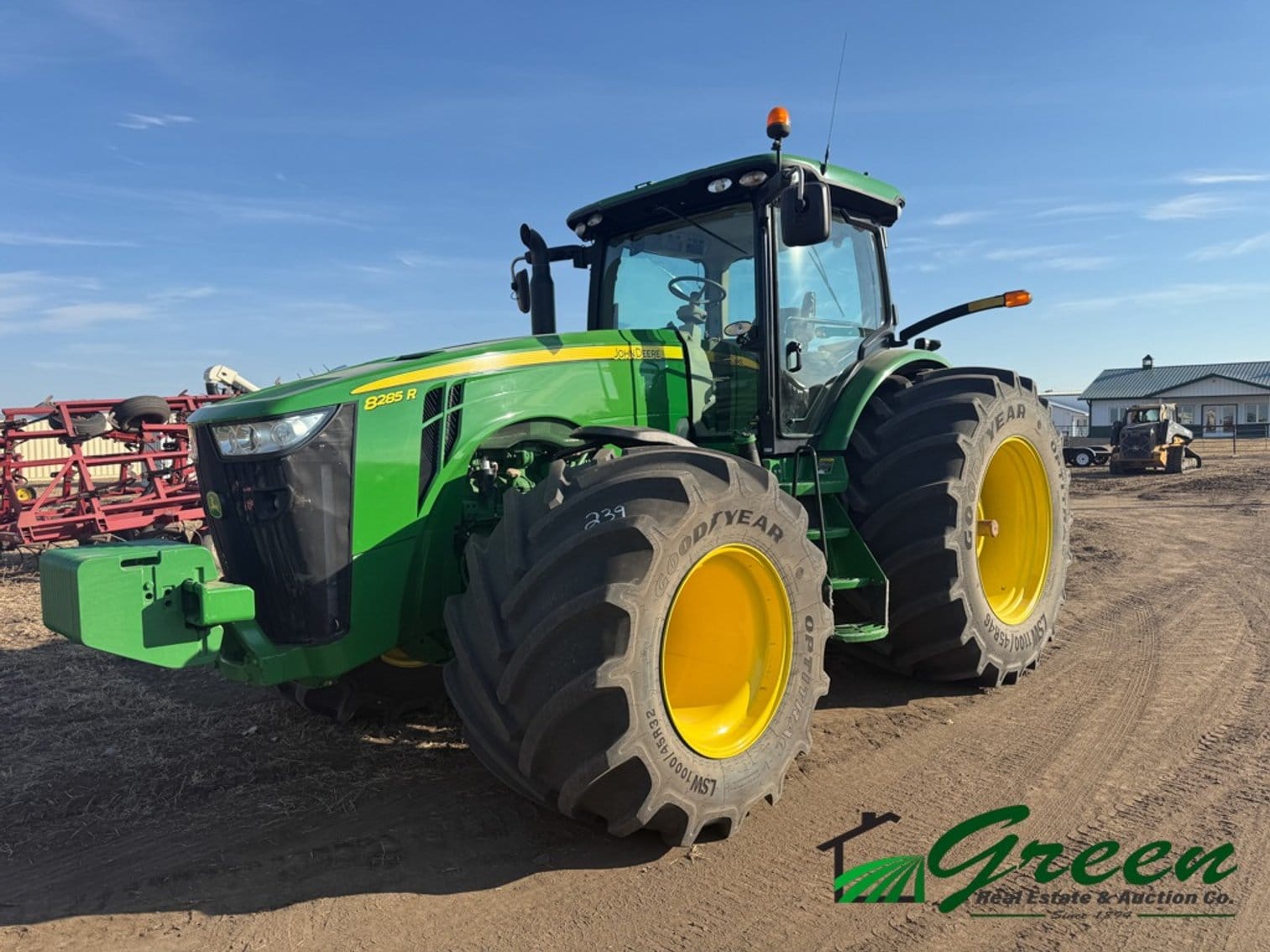 2012 John Deere 8285R Equipment Image0