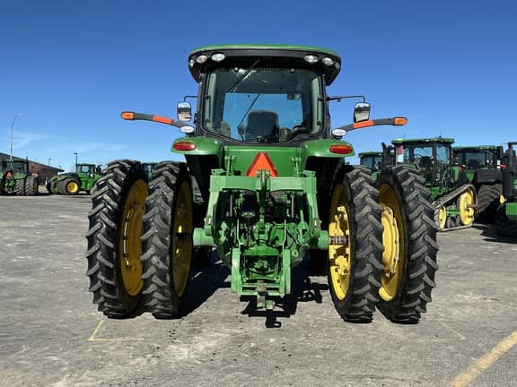 Image of John Deere 8285R equipment image 3