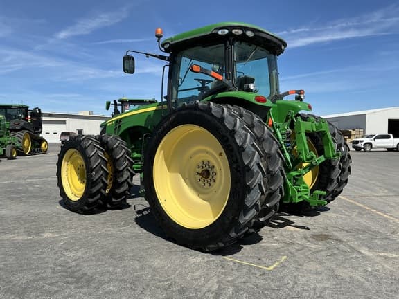 Image of John Deere 8285R equipment image 4