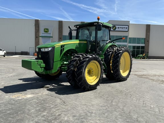 2012 John Deere 8285R Equipment Image0