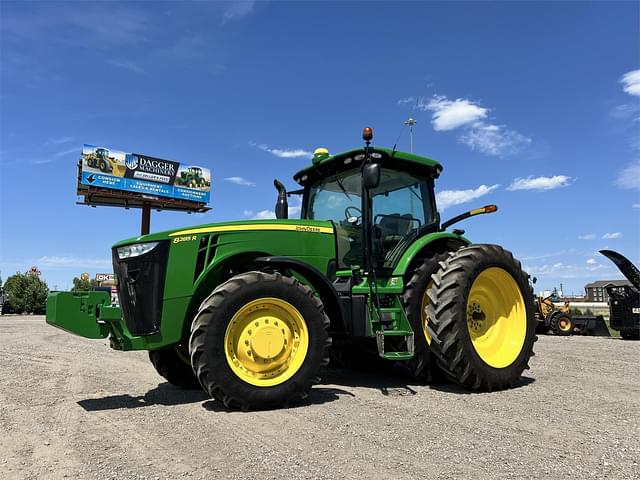 Image of John Deere 8285R equipment image 1