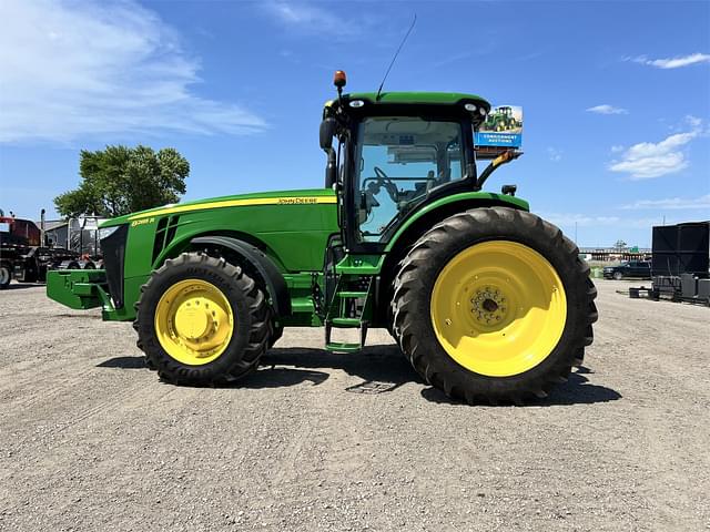 Image of John Deere 8285R equipment image 3