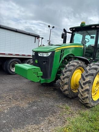 Image of John Deere 8285R equipment image 3