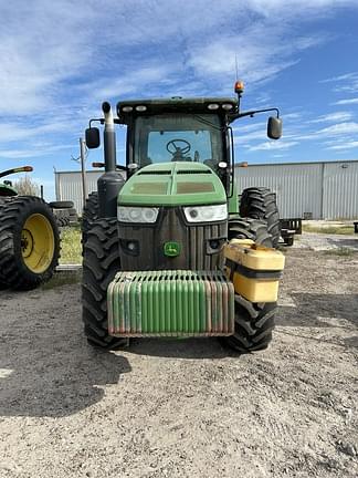 Image of John Deere 8285R equipment image 1