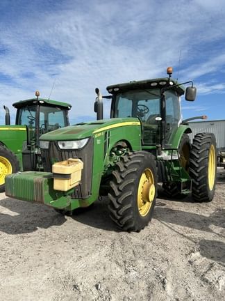 2012 John Deere 8285R Equipment Image0