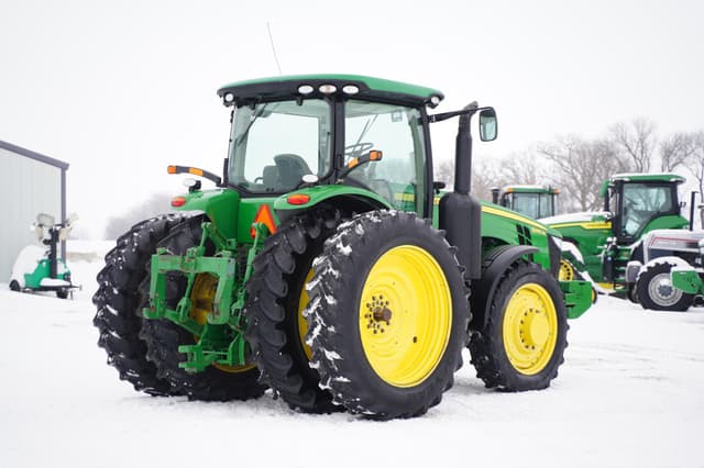 Image of John Deere 8285R equipment image 4