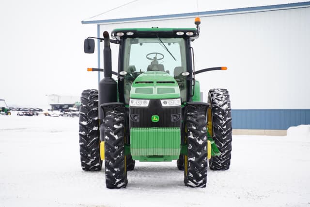 Image of John Deere 8285R equipment image 1