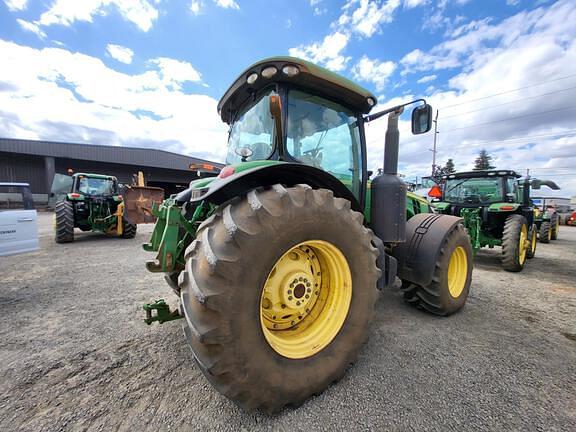 Image of John Deere 8285R equipment image 4