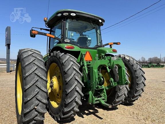 Image of John Deere 8285R equipment image 3