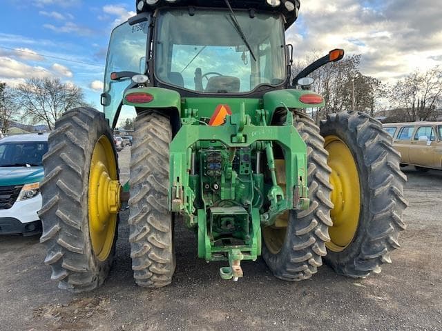 Image of John Deere 8285R equipment image 2