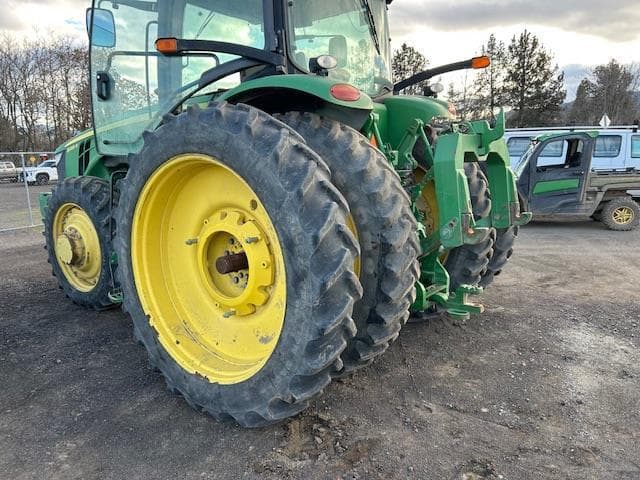 Image of John Deere 8285R equipment image 3