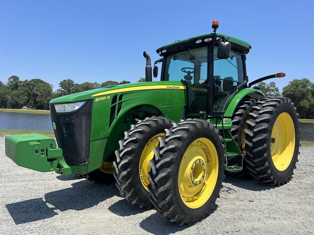 Image of John Deere 8285R Primary image