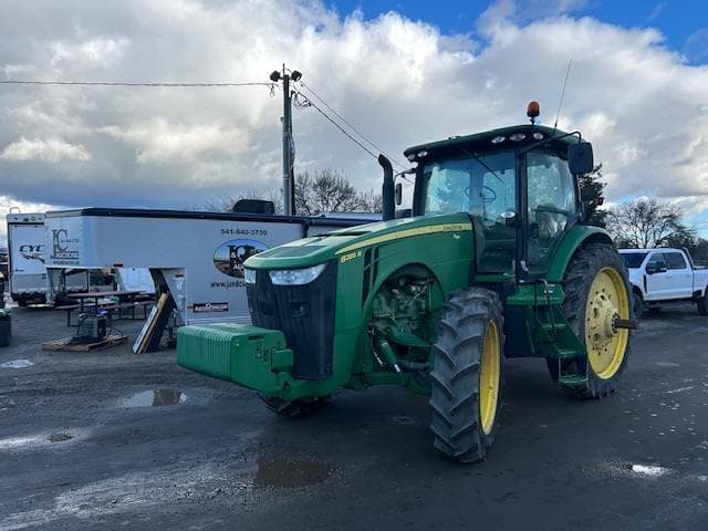 Image of John Deere 8285R equipment image 1