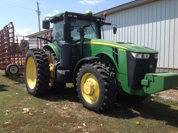 2012 John Deere 8285R Equipment Image0