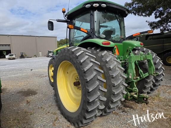 Image of John Deere 8285R equipment image 3