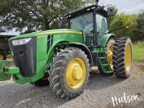 Image of John Deere 8285R equipment image 1
