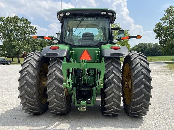 Image of John Deere 8285R equipment image 3