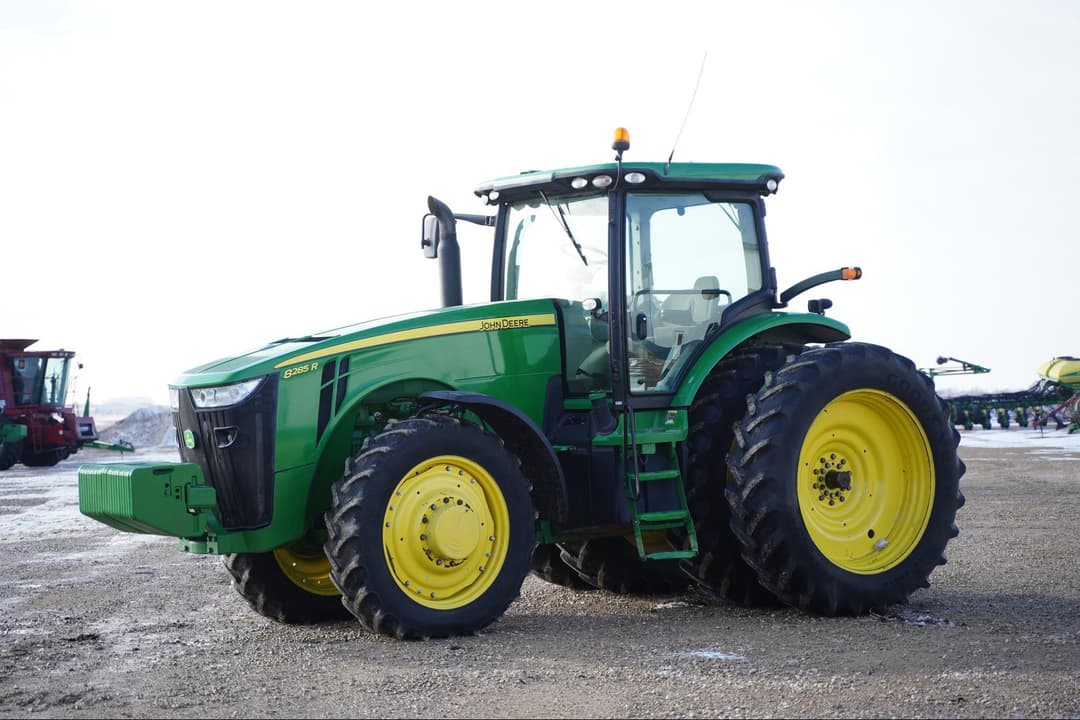 Image of John Deere 8285R Primary image