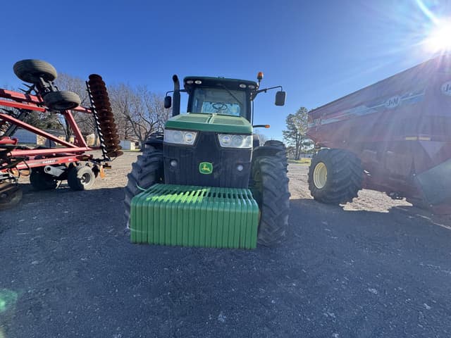 Image of John Deere 8285R equipment image 4