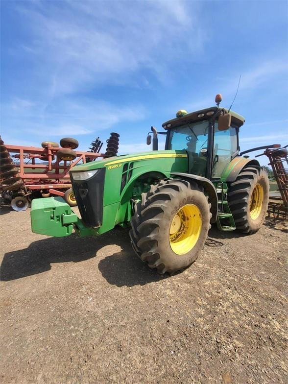 Image of John Deere 8285R equipment image 3