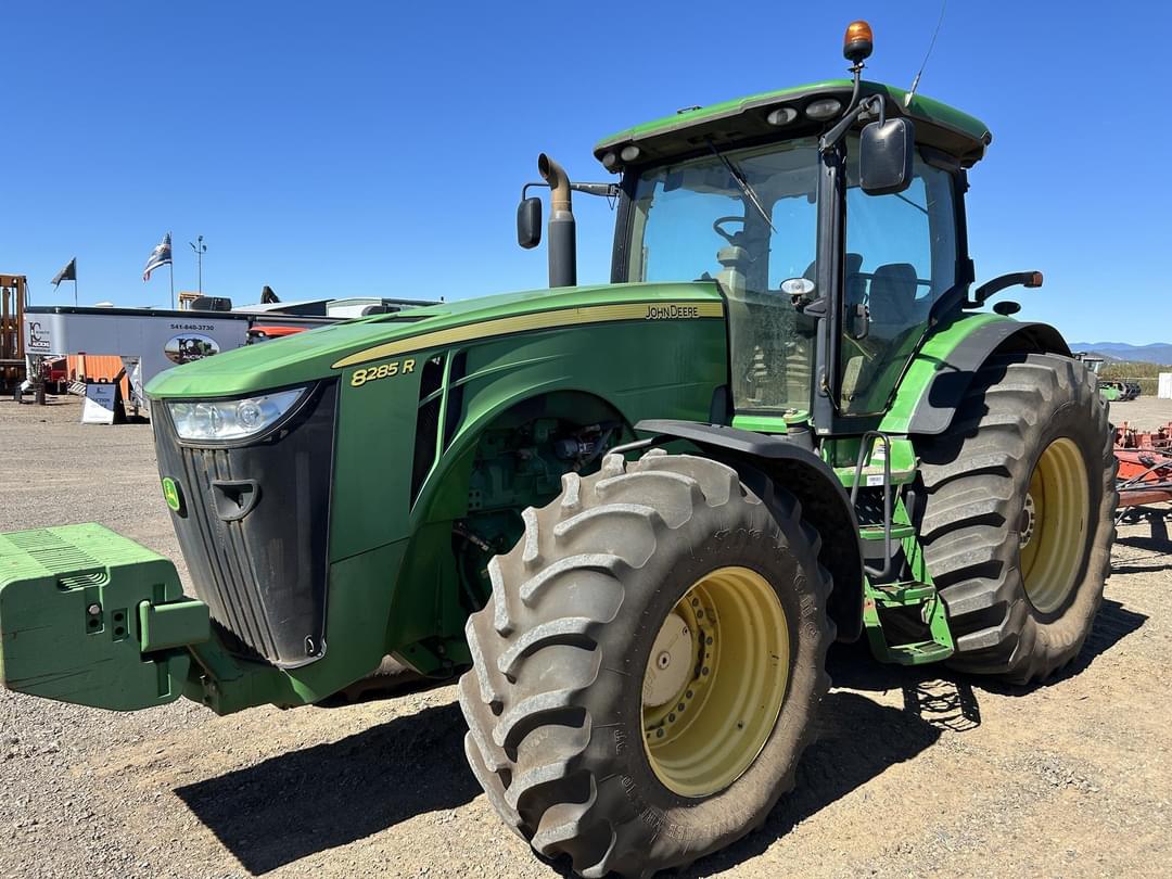Image of John Deere 8285R Primary image