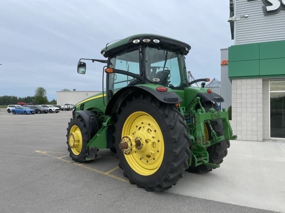 Image of John Deere 8285R equipment image 1