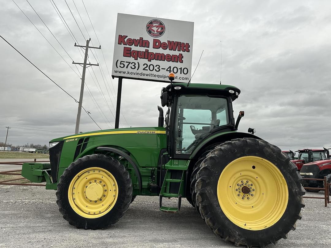 Image of John Deere 8285R Primary image