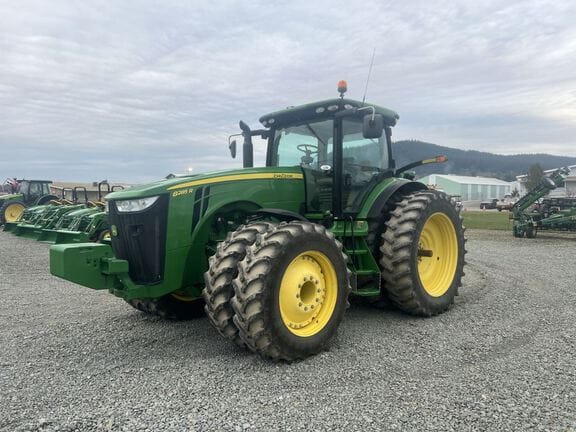 2012 John Deere 8285R Equipment Image0