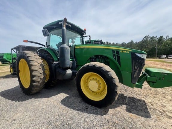 2012 John Deere 8285R Equipment Image0
