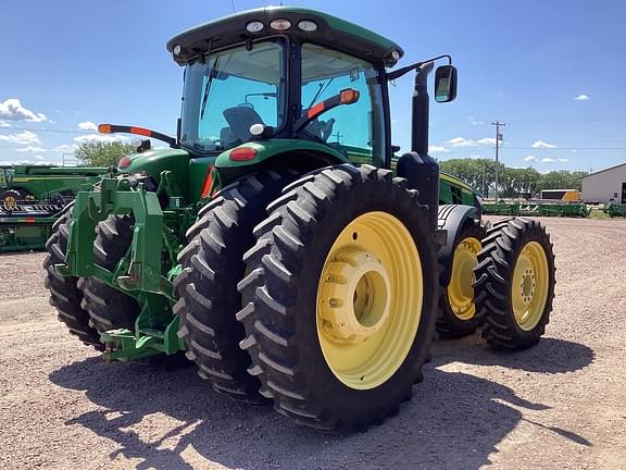 Image of John Deere 8285R equipment image 3