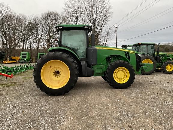 Image of John Deere 8285R equipment image 4