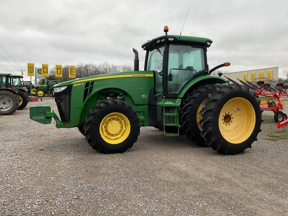 Main image John Deere 8285R